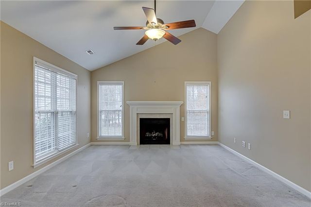 1005 Kings Meadow Drive, Winston-salem, NC 27127