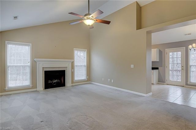 1005 Kings Meadow Drive, Winston-salem, NC 27127