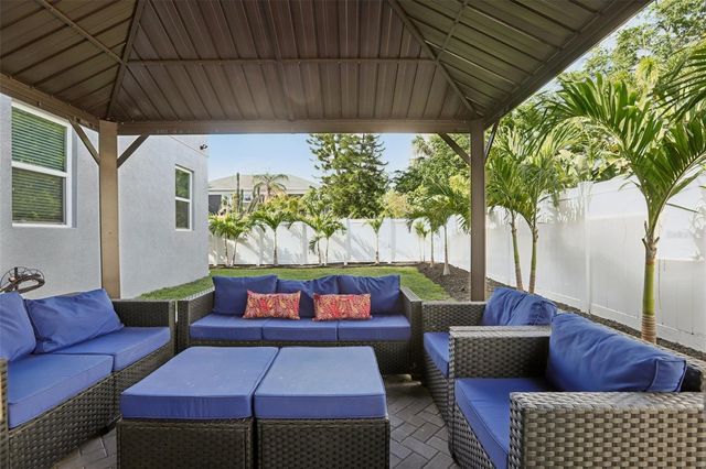 714 S LOIS AVENUE, Tampa, FL 33609