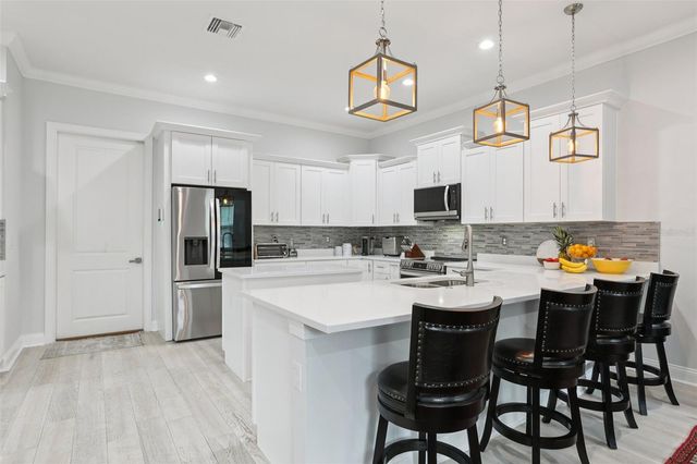 714 S LOIS AVENUE, Tampa, FL 33609