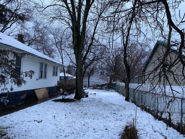 1106 Magnolia Avenue, Joliet, IL 60432