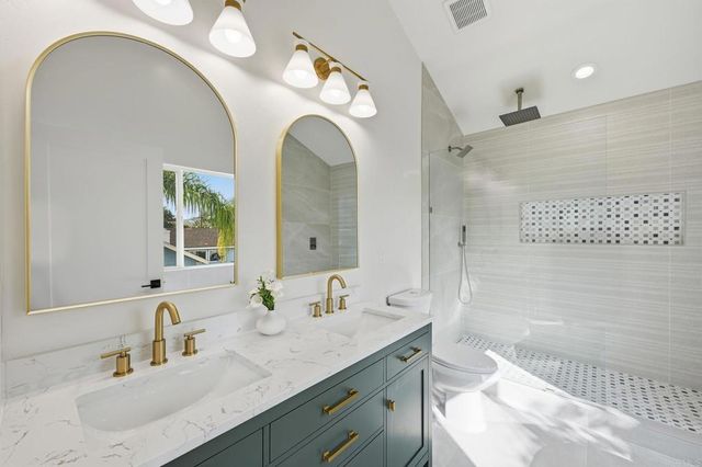 2779 Wilson Street, Carlsbad, CA 92008