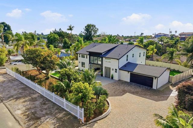 2779 Wilson Street, Carlsbad, CA 92008