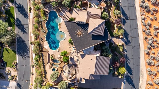 1558 Harvard Avenue, Washington, UT 84780