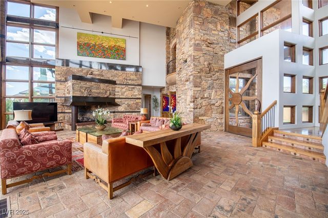 1558 Harvard Avenue, Washington, UT 84780