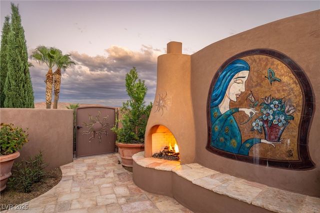 1558 Harvard Avenue, Washington, UT 84780