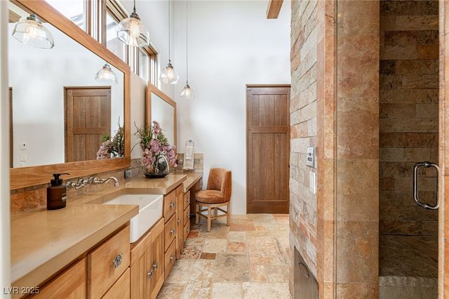 1558 Harvard Avenue, Washington, UT 84780