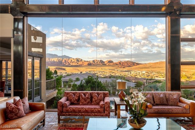 1558 Harvard Avenue, Washington, UT 84780