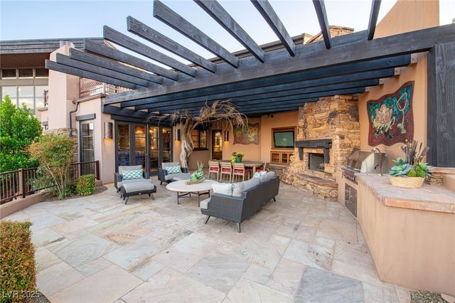 1558 Harvard Avenue, Washington, UT 84780