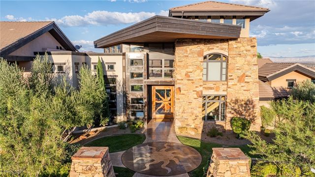 1558 Harvard Avenue, Washington, UT 84780