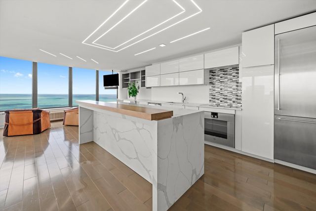505 N Lake Shore Drive 5202, Chicago, IL 60611