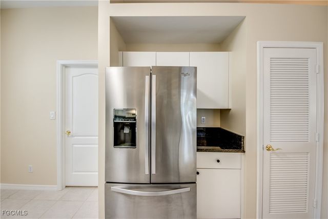 2667 Sunset Lake DR, Cape Coral, FL 33909