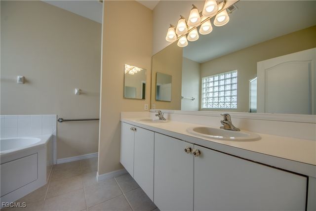 2667 Sunset Lake DR, Cape Coral, FL 33909