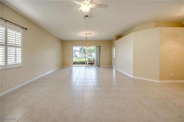 2667 Sunset Lake DR, Cape Coral, FL 33909