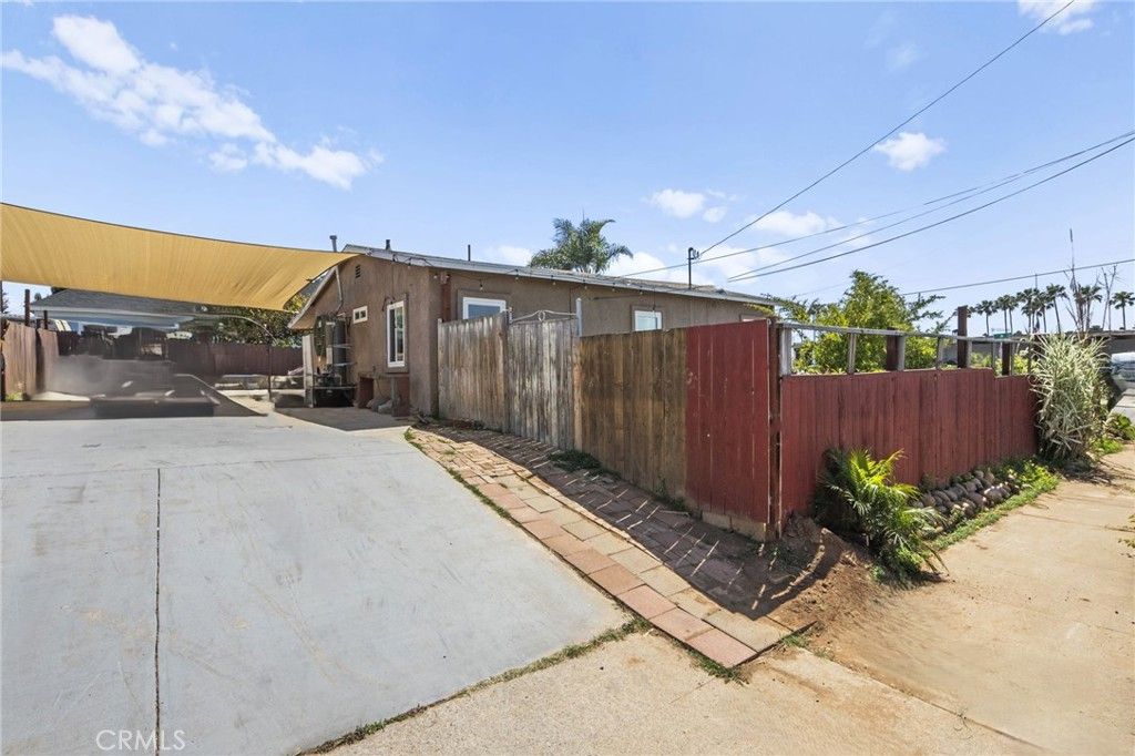 Image 12 of property listing at 2707 E A Avenue, National City, CA 91950