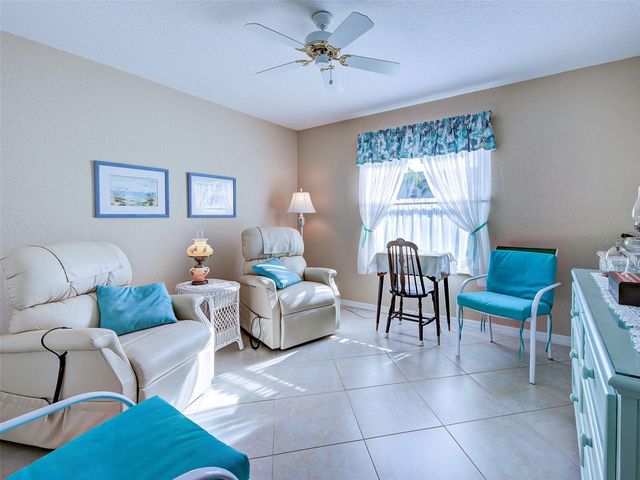 5725 GREENWOOD AVENUE 7102, North Port, FL 34287