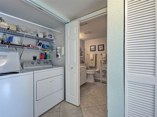 5725 GREENWOOD AVENUE 7102, North Port, FL 34287