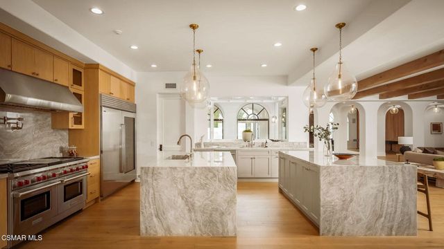 6021 John Muir Road, Hidden Hills, CA 91302