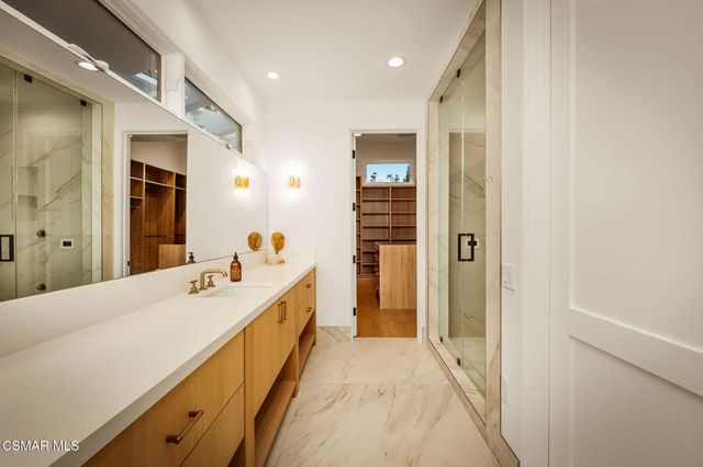 6021 John Muir Road, Hidden Hills, CA 91302