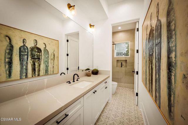 6021 John Muir Road, Hidden Hills, CA 91302