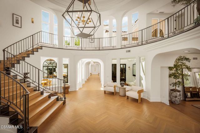 6021 John Muir Road, Hidden Hills, CA 91302