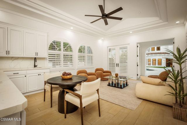 6021 John Muir Road, Hidden Hills, CA 91302
