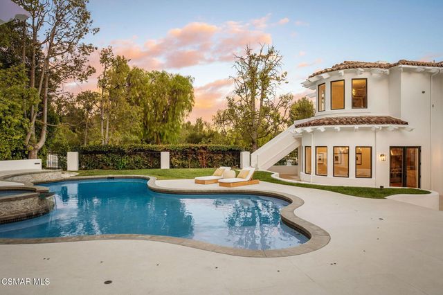 6021 John Muir Road, Hidden Hills, CA 91302