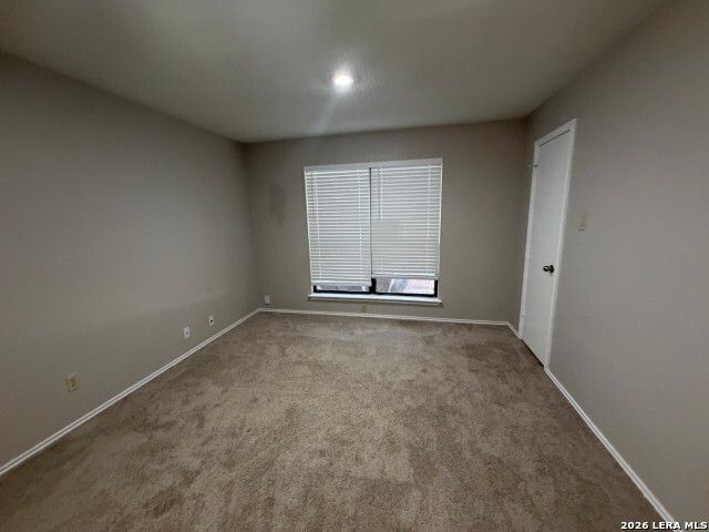 9218 PROCLAMATION DR, San Antonio, TX 78240