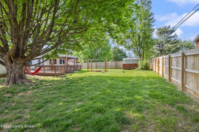 1107 Pawnee Dr, Elizabethtown, KY 42701