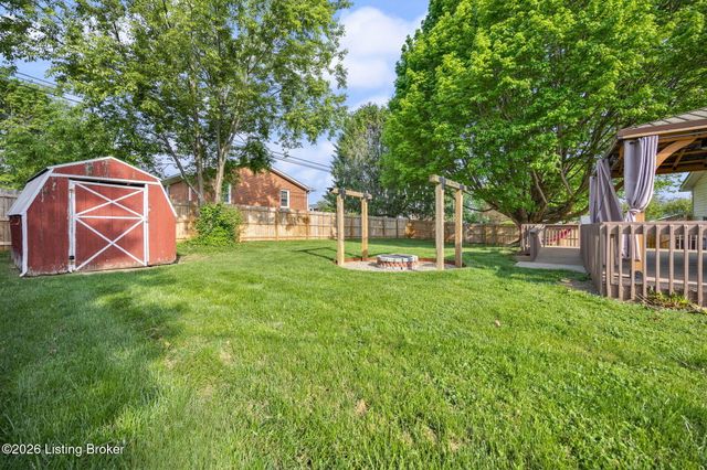 1107 Pawnee Dr, Elizabethtown, KY 42701
