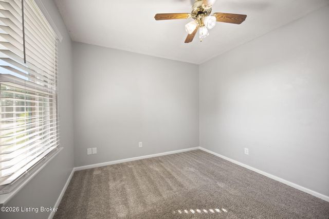 1107 Pawnee Dr, Elizabethtown, KY 42701
