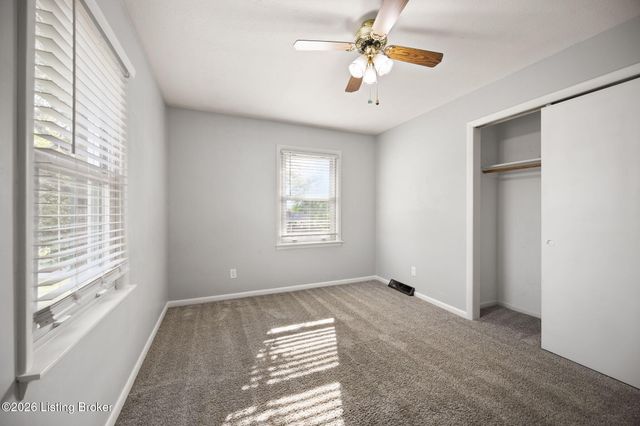1107 Pawnee Dr, Elizabethtown, KY 42701