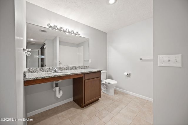 1107 Pawnee Dr, Elizabethtown, KY 42701