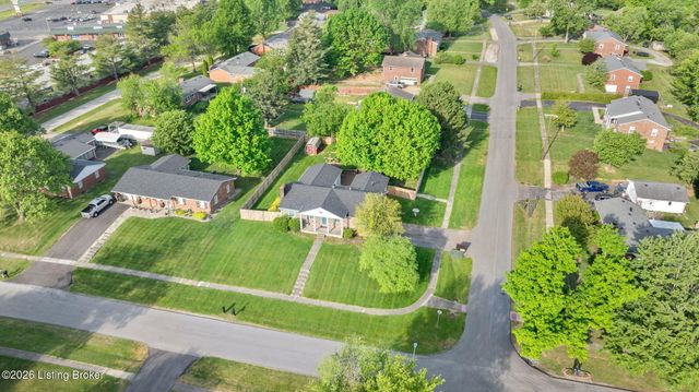 1107 Pawnee Dr, Elizabethtown, KY 42701