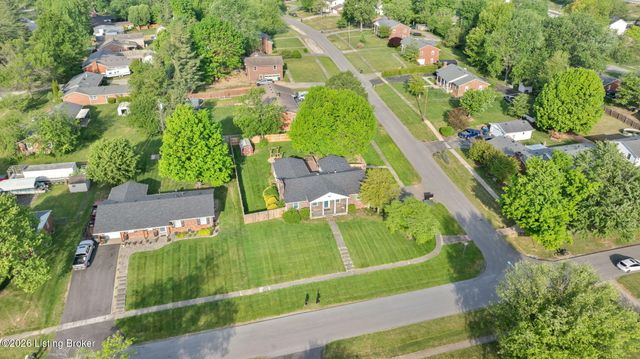 1107 Pawnee Dr, Elizabethtown, KY 42701