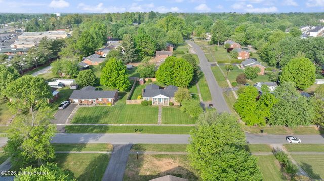 1107 Pawnee Dr, Elizabethtown, KY 42701