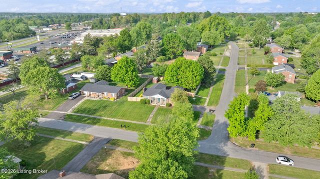 1107 Pawnee Dr, Elizabethtown, KY 42701