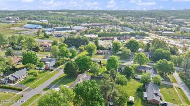 1107 Pawnee Dr, Elizabethtown, KY 42701