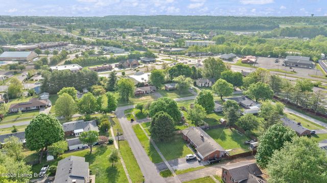 1107 Pawnee Dr, Elizabethtown, KY 42701