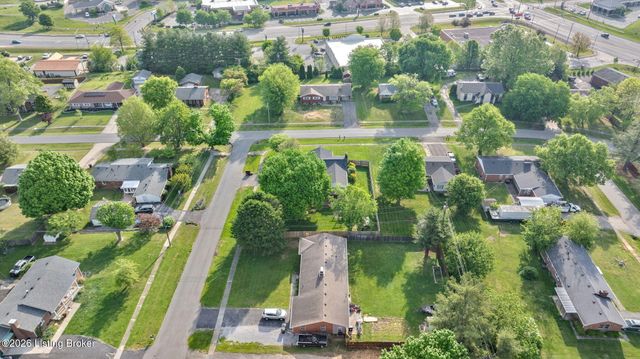 1107 Pawnee Dr, Elizabethtown, KY 42701