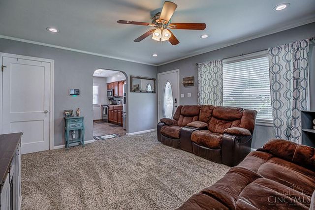 670 Vinnedge Avenue, Fairfield, OH 45014