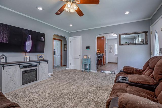 670 Vinnedge Avenue, Fairfield, OH 45014