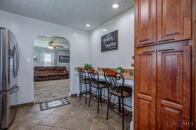 670 Vinnedge Avenue, Fairfield, OH 45014