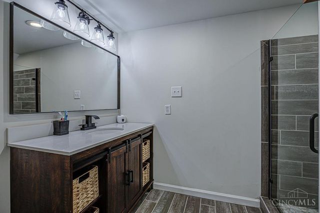 670 Vinnedge Avenue, Fairfield, OH 45014