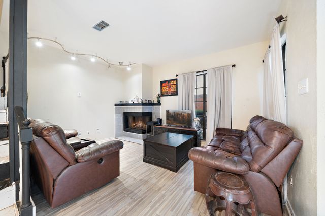 611 Oriole Boulevard 1001, Duncanville, TX 75116