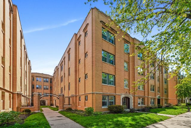 1921 Grove Avenue 37, Berwyn, IL 60402