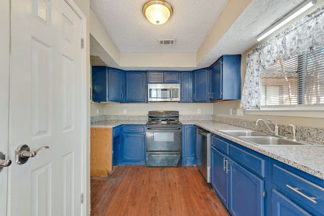 708 Shady Creek Trail, Mesquite, TX 75150