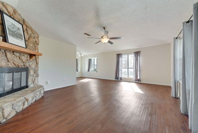 708 Shady Creek Trail, Mesquite, TX 75150