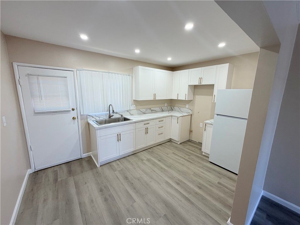 936 W Foothill Boulevard 09, Azusa, CA 91702