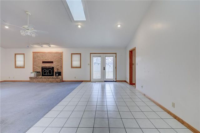 2908 Woodgate Drive, Pittsburg, KS 66762